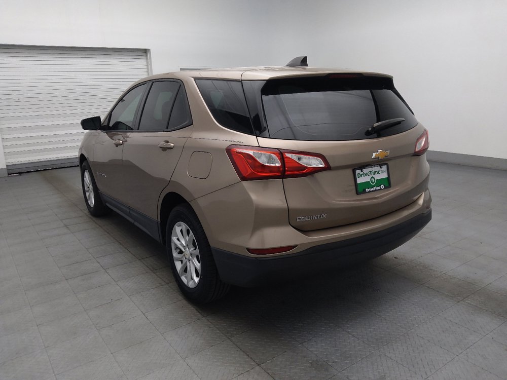 Used 2019 Chevrolet Equinox LS FWD image 5