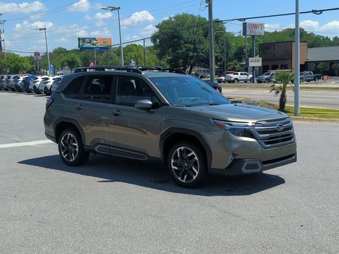 Certified 2025 Subaru Forester Limited w/ Popular Package #2 AWD/4WD image 9