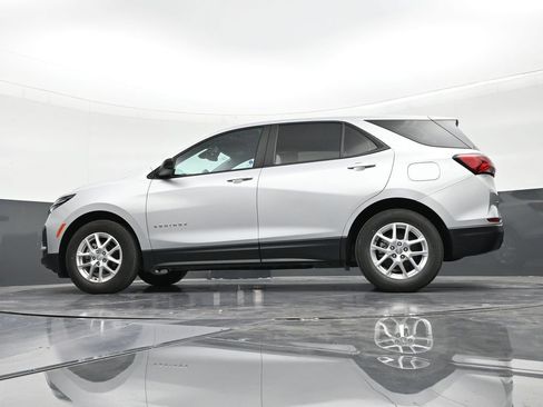 Certified 2022 Chevrolet Equinox LS image 21