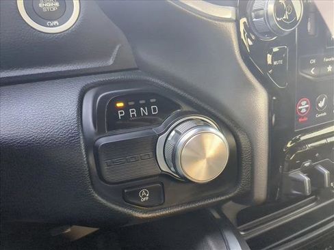 Certified 2021 RAM 1500 Laramie image 12