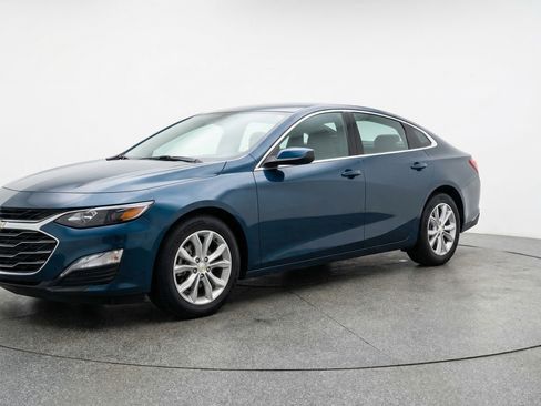 Used 2023 Chevrolet Malibu LT image 3