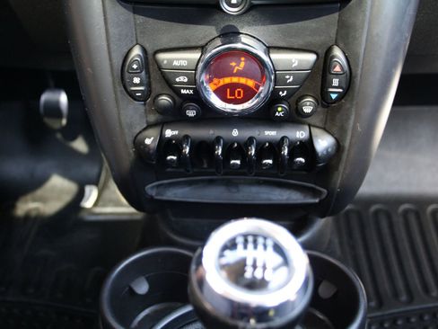 Used 2015 MINI Cooper Countryman S image 18