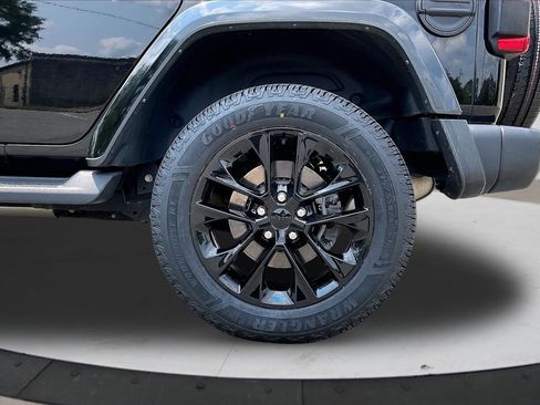 Certified 2023 Jeep Wrangler Unlimited Sahara w/ Cold Weather Group AWD/4WD image 35