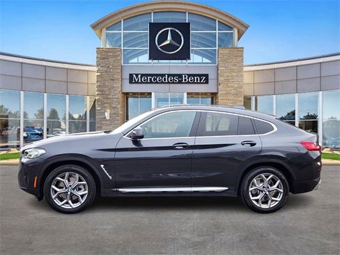 Used 2024 BMW X4 xDrive30i image 2