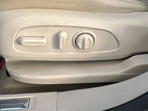 Used 2021 GMC Acadia Denali w/ Denali Technology Package image 21