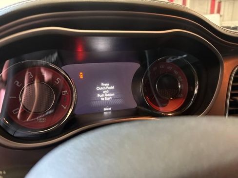 Used 2023 Dodge Challenger SRT Hellcat RWD image 4