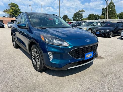 Used 2020 Ford Escape SEL AWD/4WD image 2
