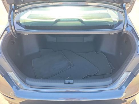 Certified 2025 Honda Accord SE image 8