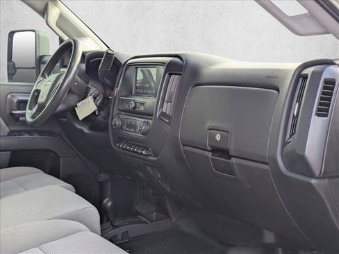 Used 2018 Chevrolet Silverado 2500 W/T w/ WT Convenience Package image 18