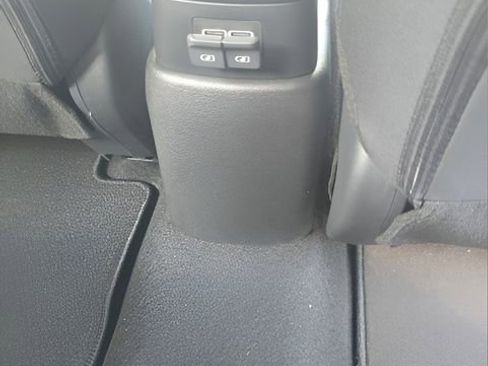 New 2025 Nissan Kicks Play S FWD image 10