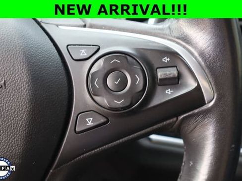 Used 2019 Buick Enclave Essence FWD image 15
