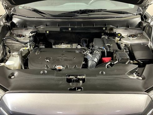 Used 2019 Mitsubishi Outlander Sport SE FWD image 28