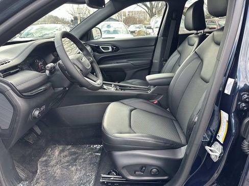 New 2026 Jeep Compass Latitude AWD/4WD image 9