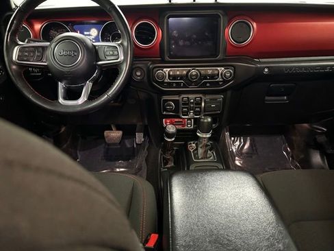 Used 2022 Jeep Wrangler Unlimited Rubicon w/ LED Lighting Group image 15