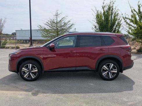 Certified 2025 Nissan Rogue SL AWD/4WD image 7