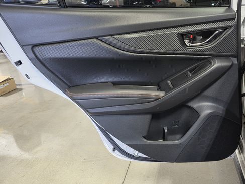 Used 2018 Subaru Crosstrek 2.0i Limited image 10