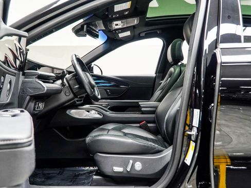 Used 2024 Lincoln Nautilus Reserve w/ Equipment Group 202A image 40