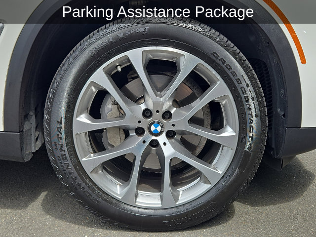 Used 2023 BMW X5 xDrive40i w/ Premium Package AWD/4WD image 9