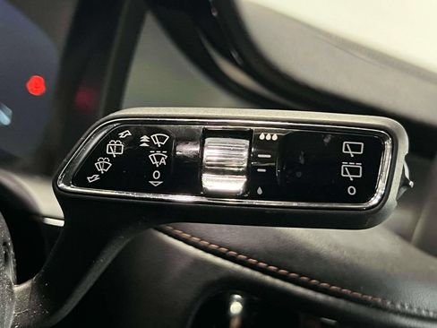 Used 2022 Lincoln Aviator AWD w/ Premium Package image 27