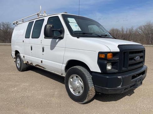 Used 2013 Ford E-250 and Econoline 250 image 42