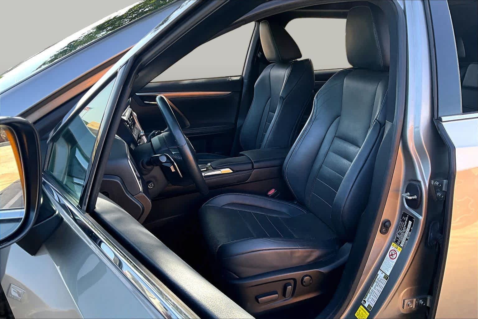 Used 2019 Lexus RX 350 F Sport w/ Navigation Package AWD/4WD image 8