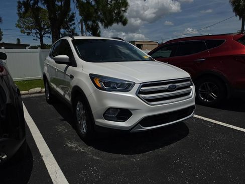 Used 2019 Ford Escape SEL FWD image 1