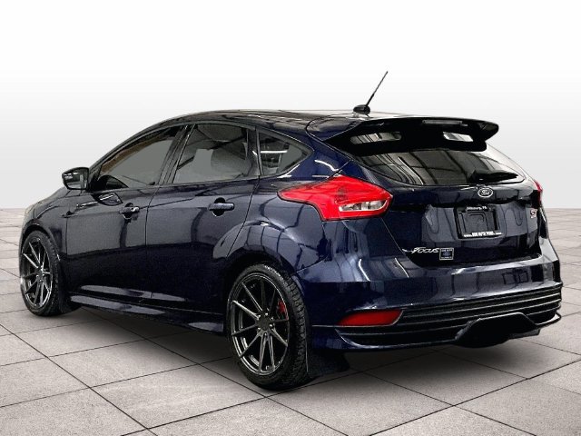 Used 2017 Ford Focus ST FWD image 10