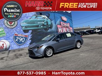 Used 2021 Toyota Corolla LE image 1