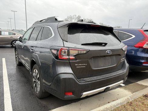 Certified 2023 Subaru Outback Touring XT image 4