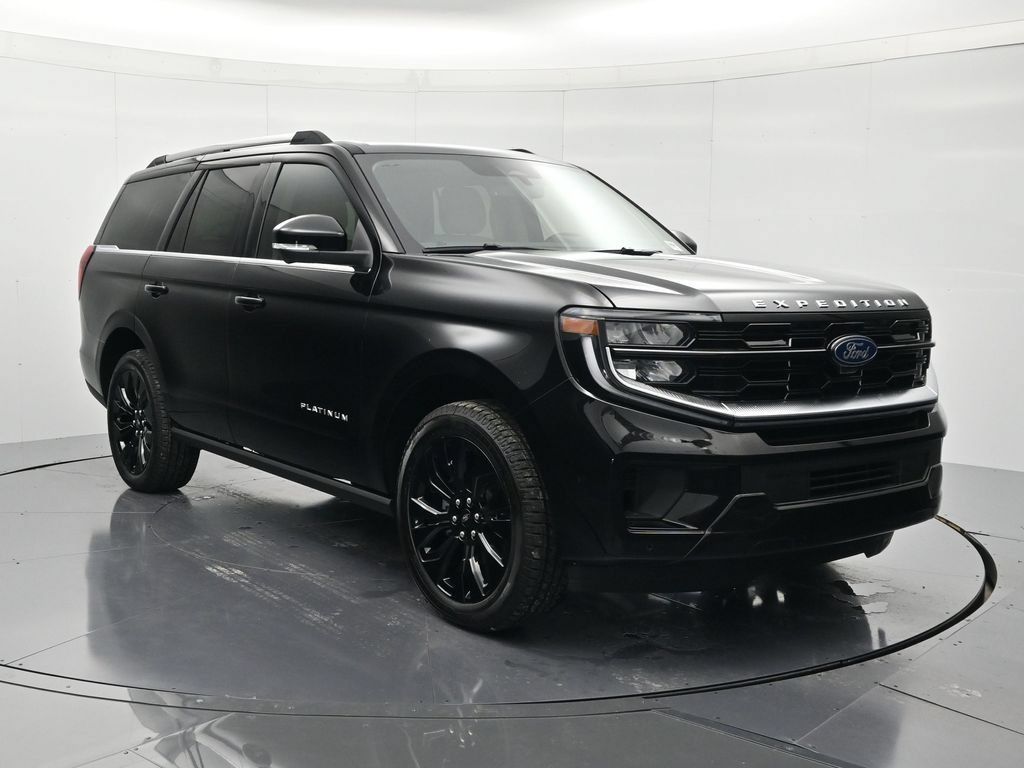 New 2026 Ford Expedition Platinum w/ Driver's Package AWD/4WD image 3