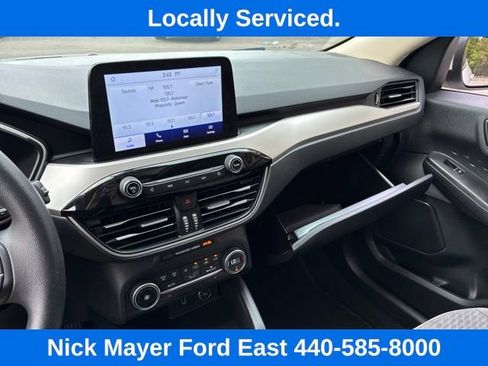 Used 2020 Ford Escape SE FWD image 30