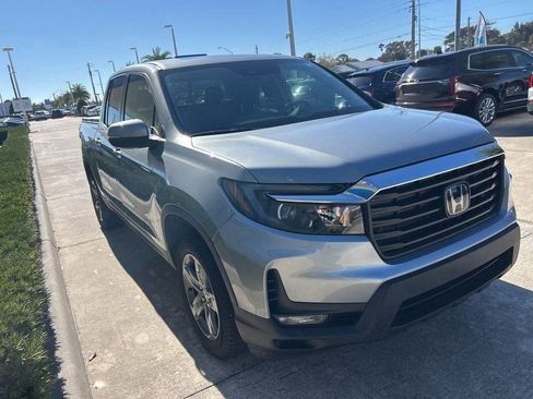Certified 2023 Honda Ridgeline RTL image 3