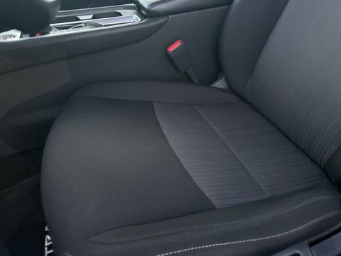 Used 2024 Nissan Sentra SV image 12