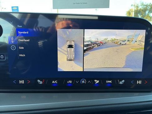 New 2026 Chevrolet Traverse LT w/ Midnight/Sport Edition image 24