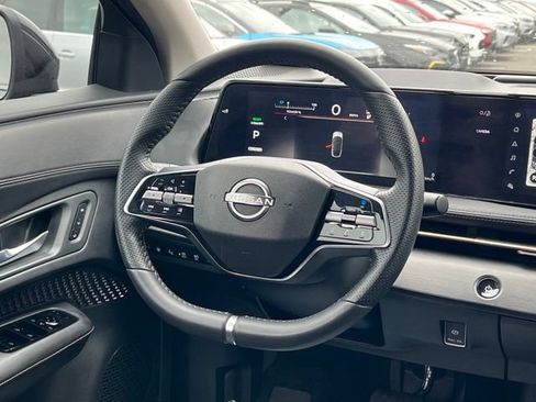 Used 2024 Nissan Ariya FWD image 15