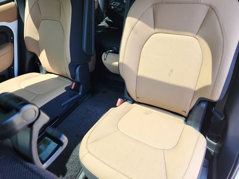 New 2025 Land Rover Defender 130 V8 image 23