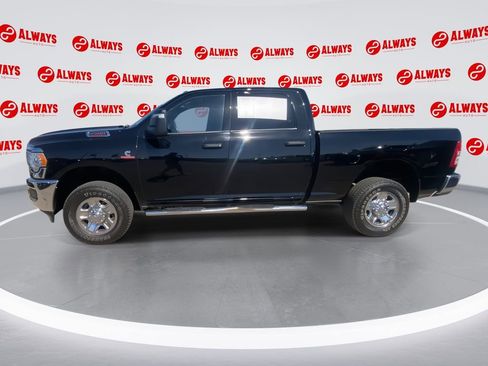 Used 2024 RAM 2500 Tradesman w/ Chrome Appearance Group image 6