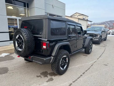 Used 2022 Jeep Wrangler Unlimited Rubicon image 3