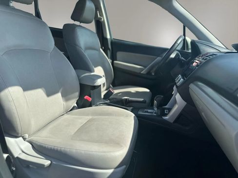 Used 2016 Subaru Forester 2.5i Limited image 10