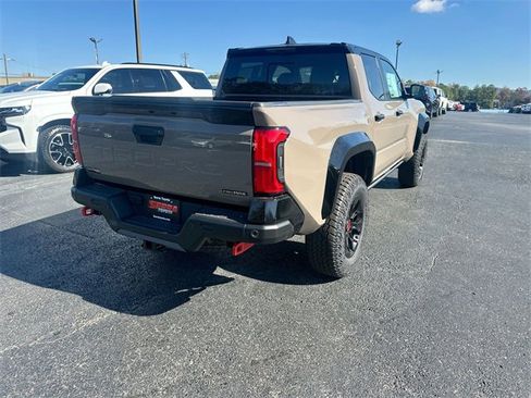 New 2025 Toyota Tacoma TRD Pro image 17