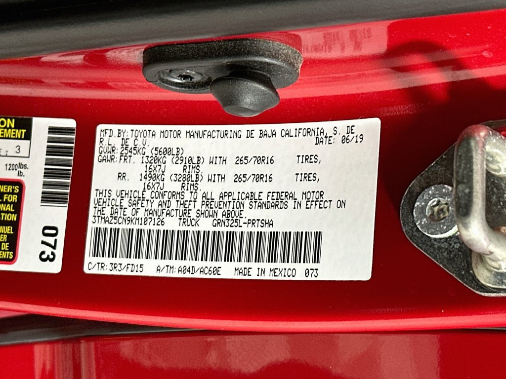 Used 2019 Toyota Tacoma TRD Off-Road RWD image 27