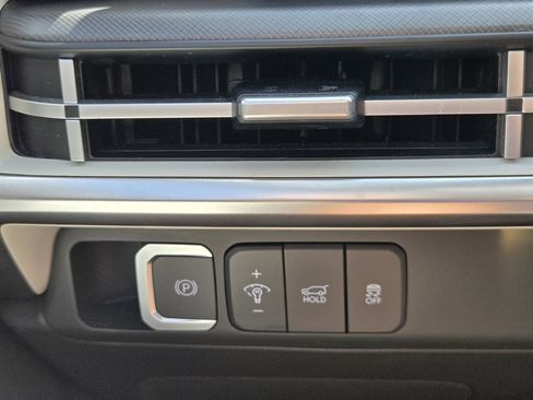 Certified 2025 Hyundai Santa Fe SEL FWD image 26