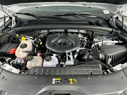 Used 2022 Jeep Grand Cherokee Summit AWD/4WD image 33
