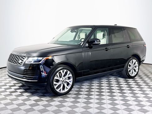 Used 2019 Land Rover Range Rover Supercharged AWD/4WD image 4