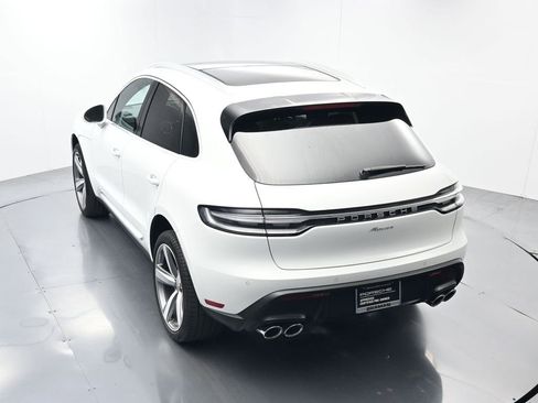 Certified 2025 Porsche Macan AWD/4WD image 37