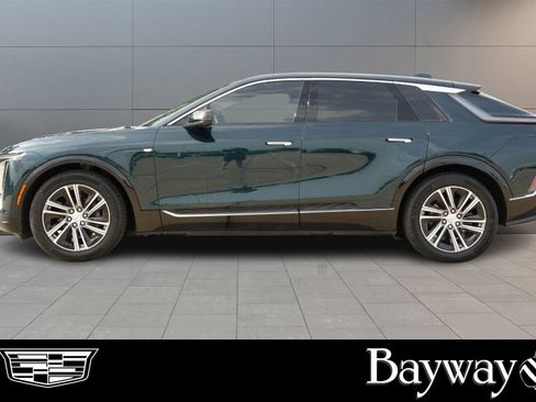Used 2024 Cadillac Lyriq Luxury RWD image 4