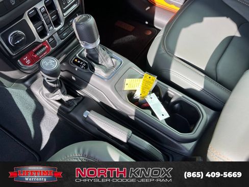 New 2026 Jeep Gladiator Mojave AWD/4WD image 10