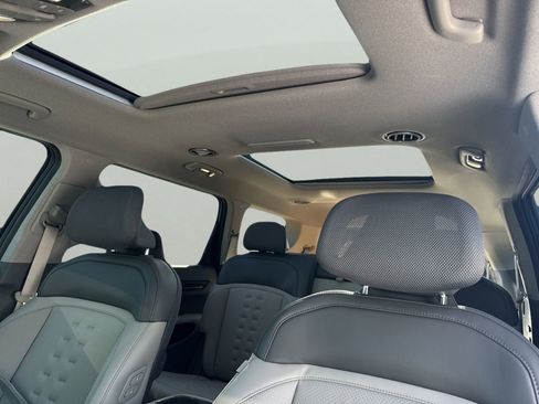 New 2026 Kia EV9 Wind image 20