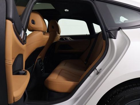 Used 2023 BMW i4 eDrive35 w/ Premium Package image 11