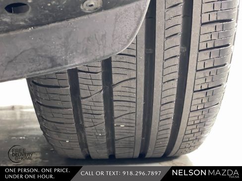 Used 2018 Land Rover Range Rover Sport HSE Dynamic image 10